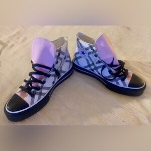 Converse Women's High-Top Sneakers - Black and Pink Plaid